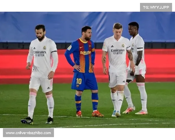 “西甲皇马对阵巴萨,国家德比冠军归属影响联赛争冠格局” “西甲皇马对阵巴萨,国家德比冠军归属影响联赛争冠格局”